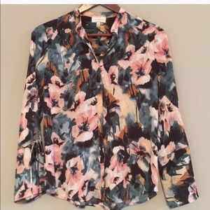 Lucky Brand Floral Button Down Shirt size XS